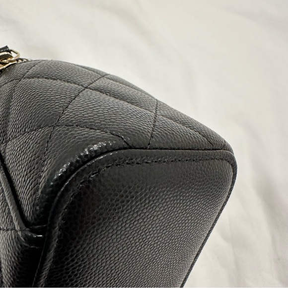 Chanel Caviar Square Mini Vanity Case with Chain - Picture 6 of 15